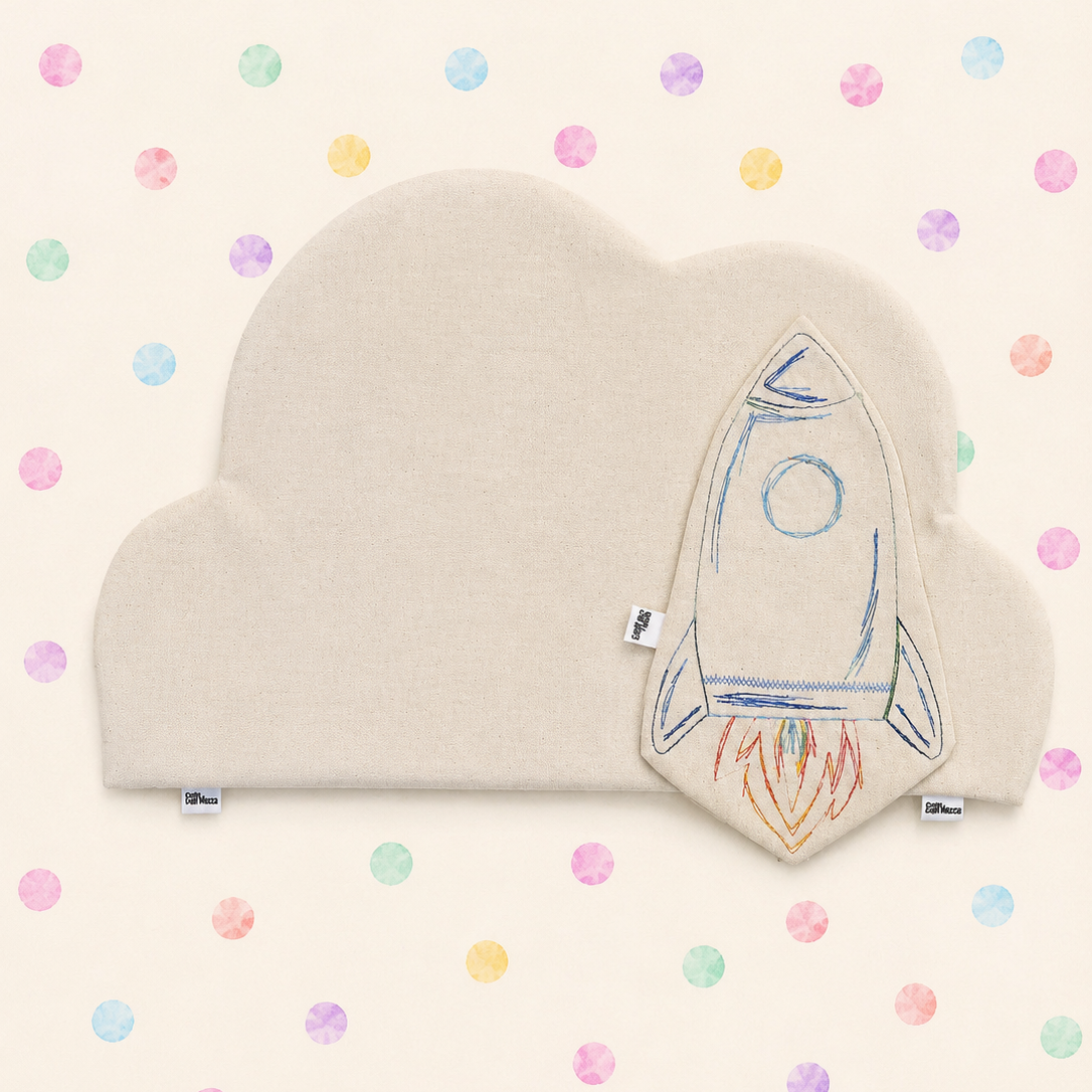 mantel nube beige reversible con relleno con servilleta a juego con forma de cohete